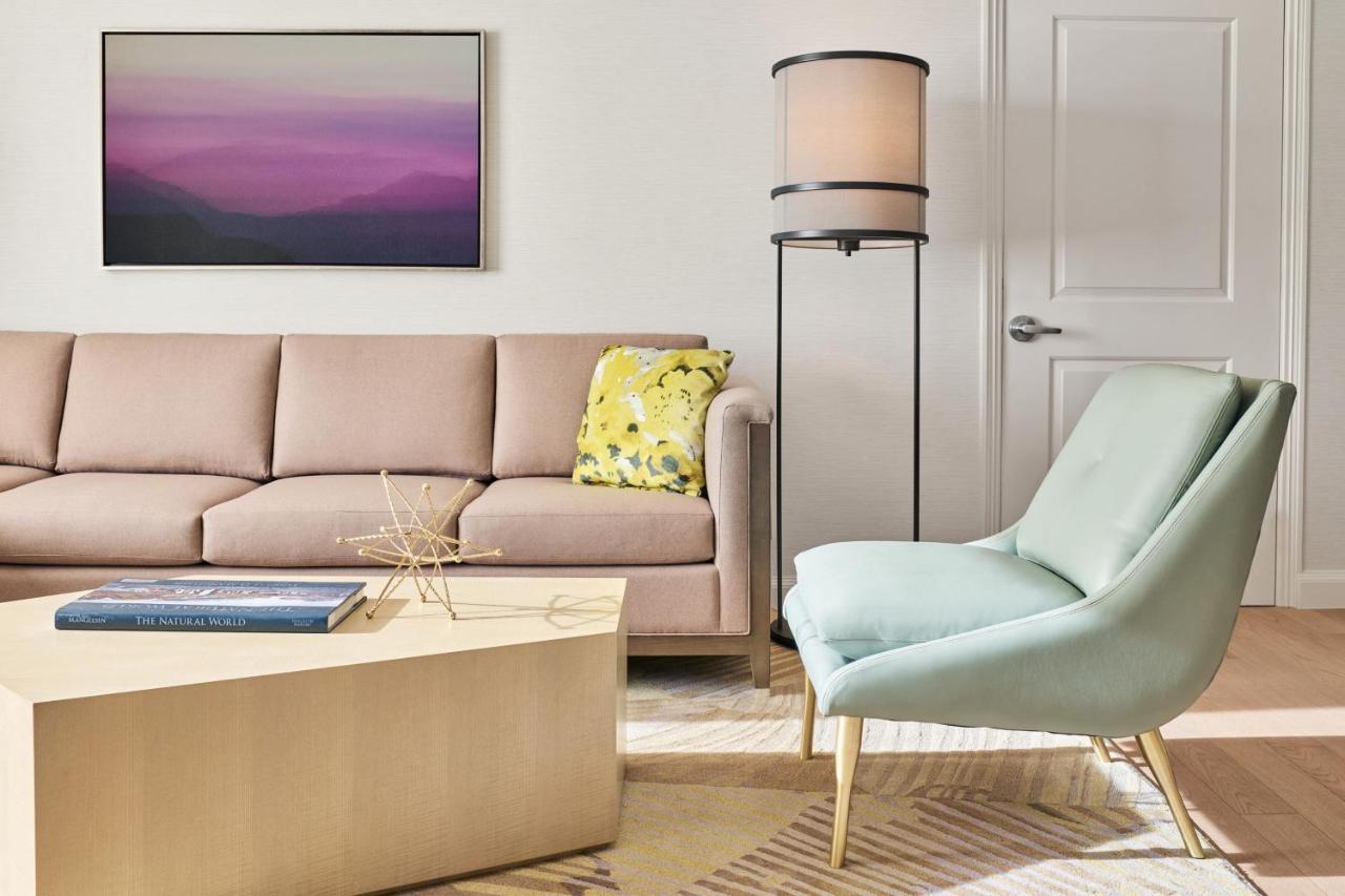 One-Bedroom King Suite with Sofa Bed,1254024976:JPEG