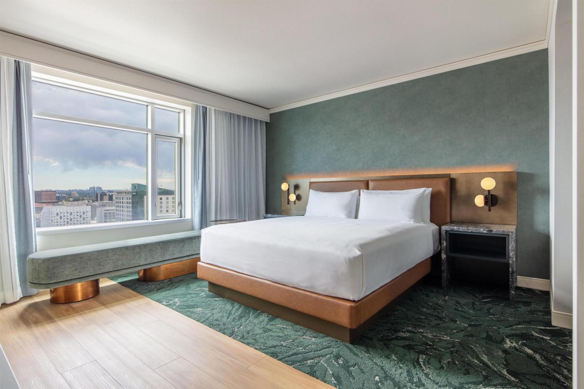King Room,1756540778:JPEG