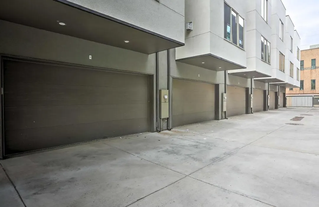 Chic Escape With Rooftop Near Downtown Denver!-1