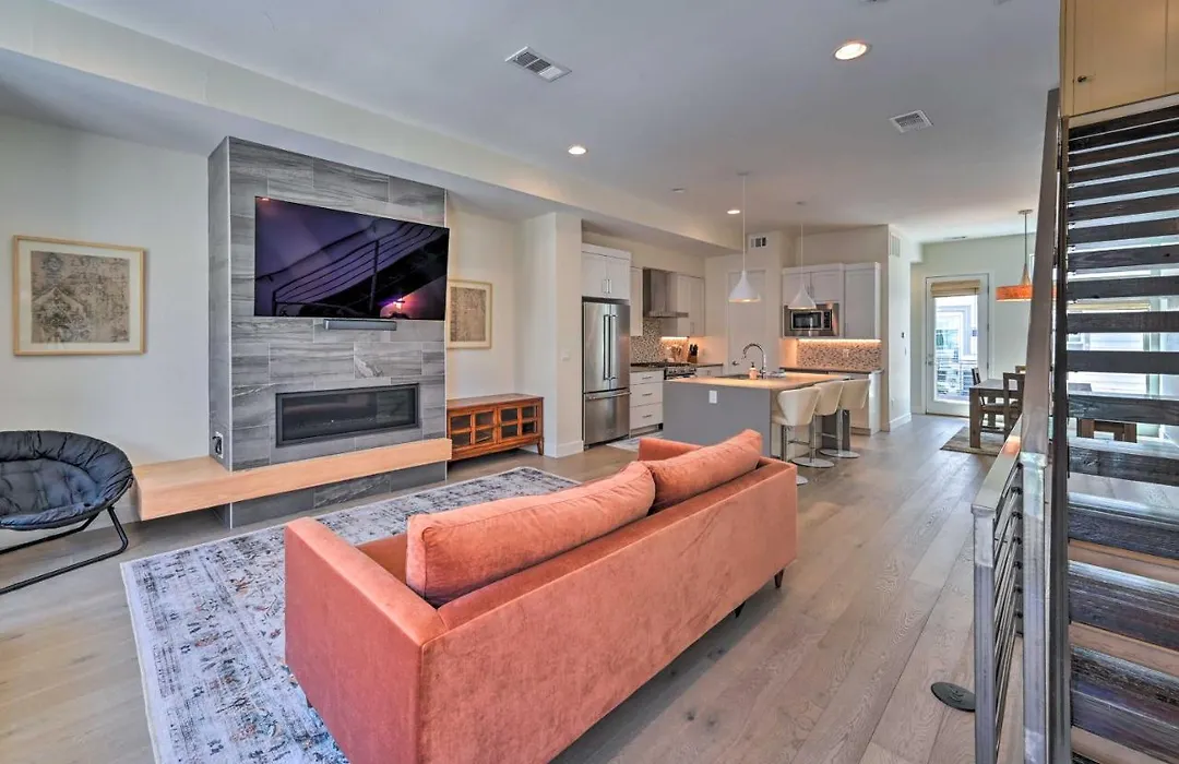 Denver Townhome With Rooftop Deck Walk To Lake-1