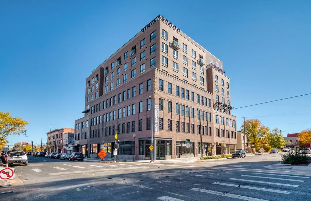 Five Points 1Br W Roof Gym Nr Rino Bars Den-81-1