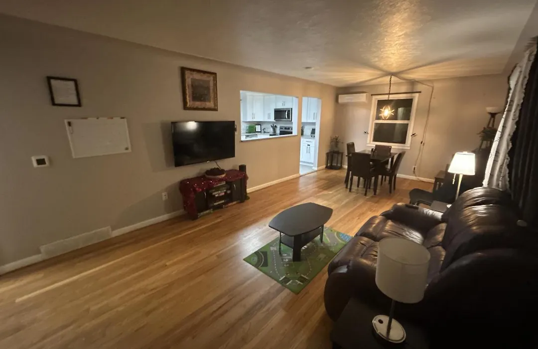 2Br 1 Bath Upstairs Ac Wd Barnum West Near Belmar-1