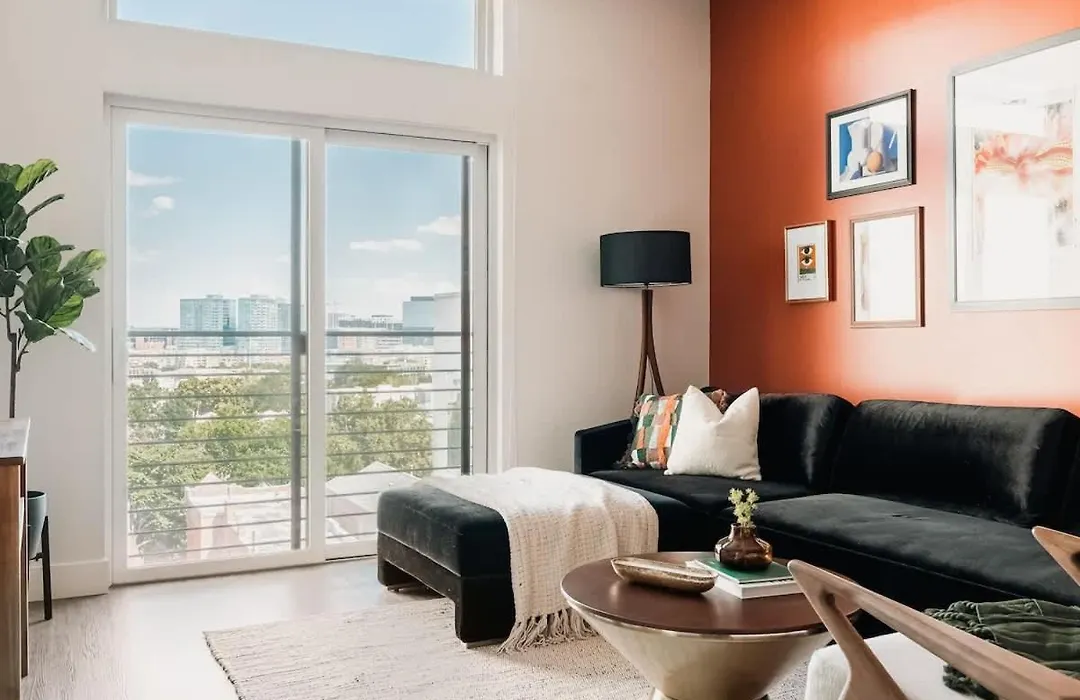 Gallery Retreat - Skyline Views - Zuni Lofts-1