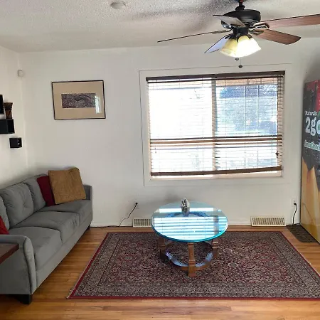 420 Friendly Shared Home Black Space Room-2