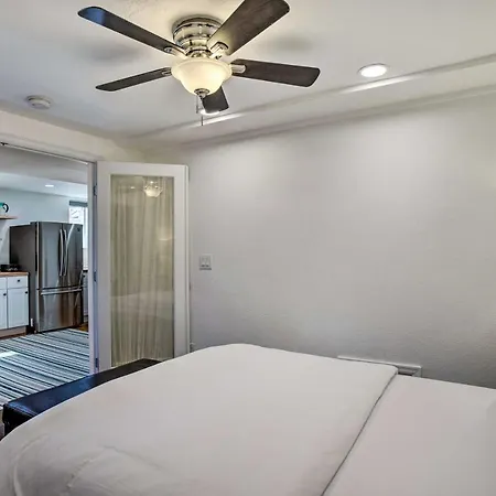 4 Mi To Coors Field: Charming Apartment W/ Patio-2