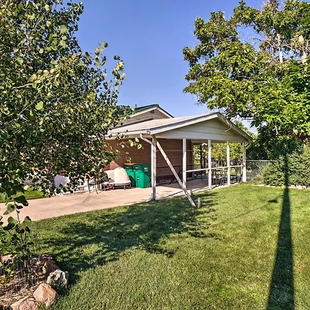 4 Mi To Coors Field: Charming Apartment W/ Patio-3