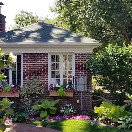 Hollywood Regency Luxury Boutique Home Denver Center-2