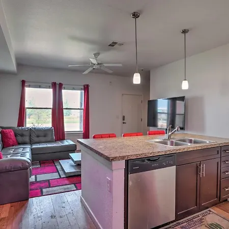 Less Than Half Mi To Central Park Spacious Denver Townhome-2