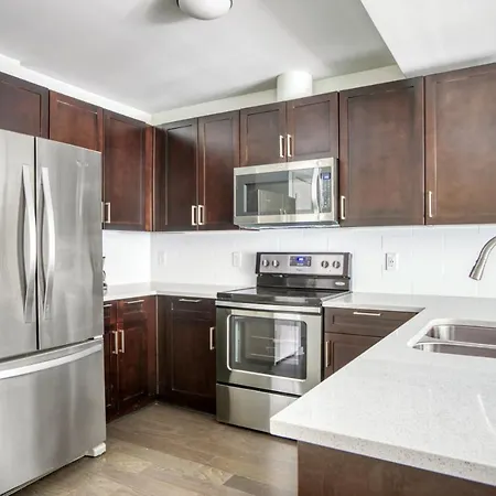 Upper Downtown 1Br W Gym Pool Nr 16Th St Mall Den-180-2