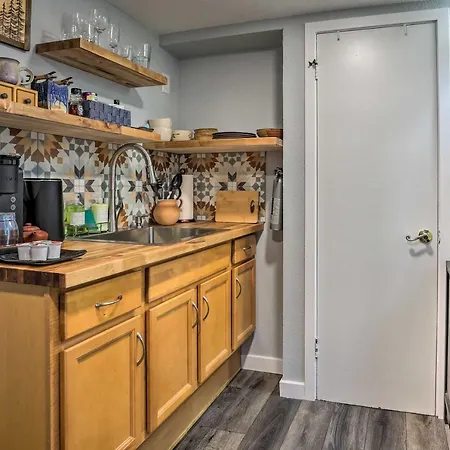 3 Mi To Dtwn: Convenient Denver Apt-3