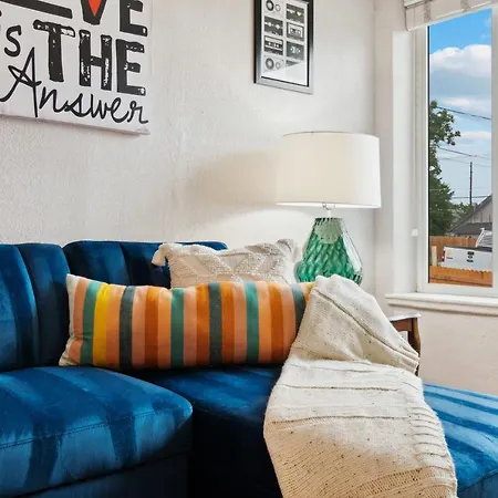 Apt Close To Empower Field Pepsi Center & More-2
