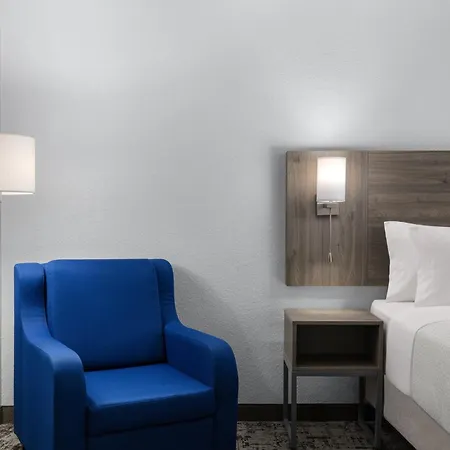 Garner Hotel Denver Airport Area By Ihg-3