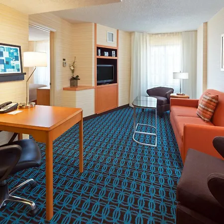 Fairfield Inn & Suites Denver Cherry Creek-2